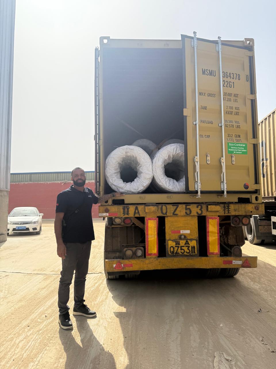 Contêiner carregado pronto para embarque